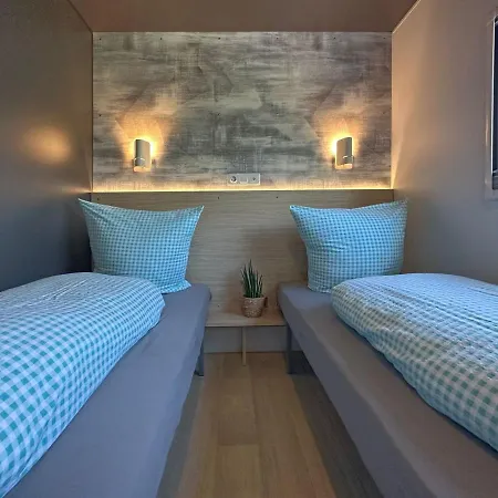 Tiny House, Feriehus