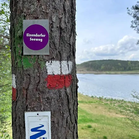 Holiday home Seeblick - Tiny Direkt Am Neunburg vorm Wald