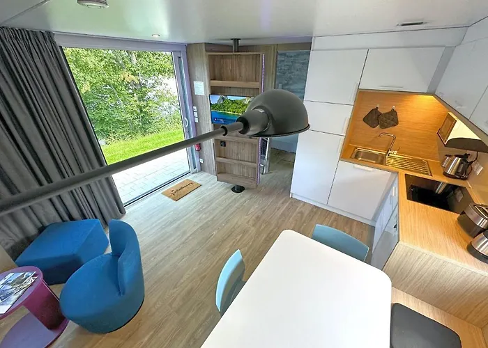 別荘 Tiny House, *